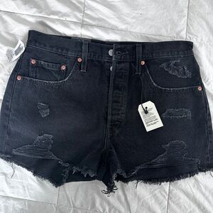 NWT Levi’s Short Shorts from Aritzia